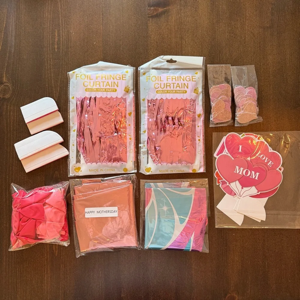 Mother’s Day / Mom Birthday Party Decorations Holiday Kit Pink Red - NEW decor